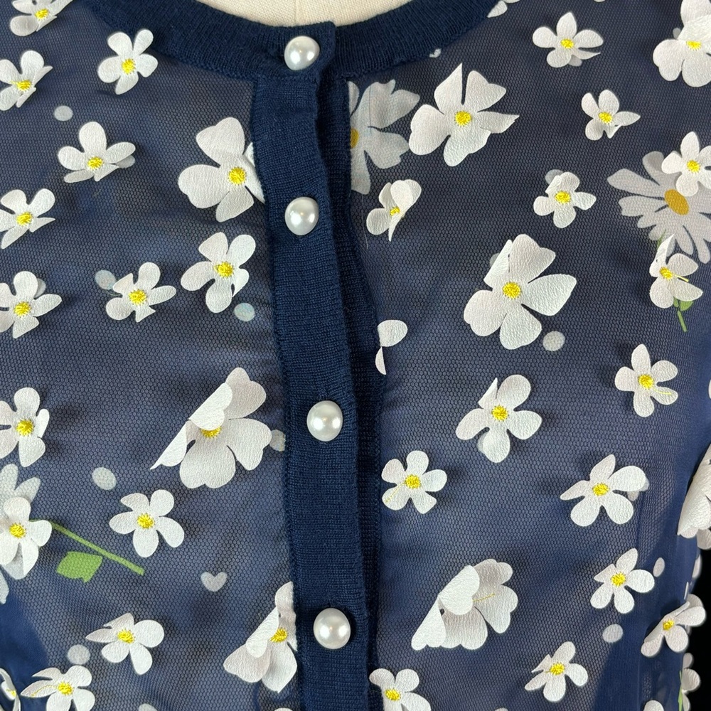 Karl Lagerfeld Paris appliquéd crop cardigan - Picture 2 of 4